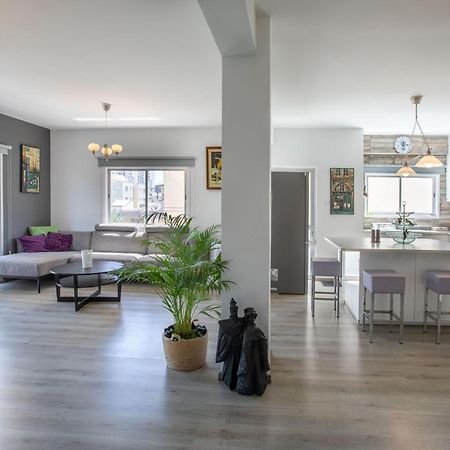 Neapolis Residence Spacious Quiet Near Beach Лімасол Екстер'єр фото