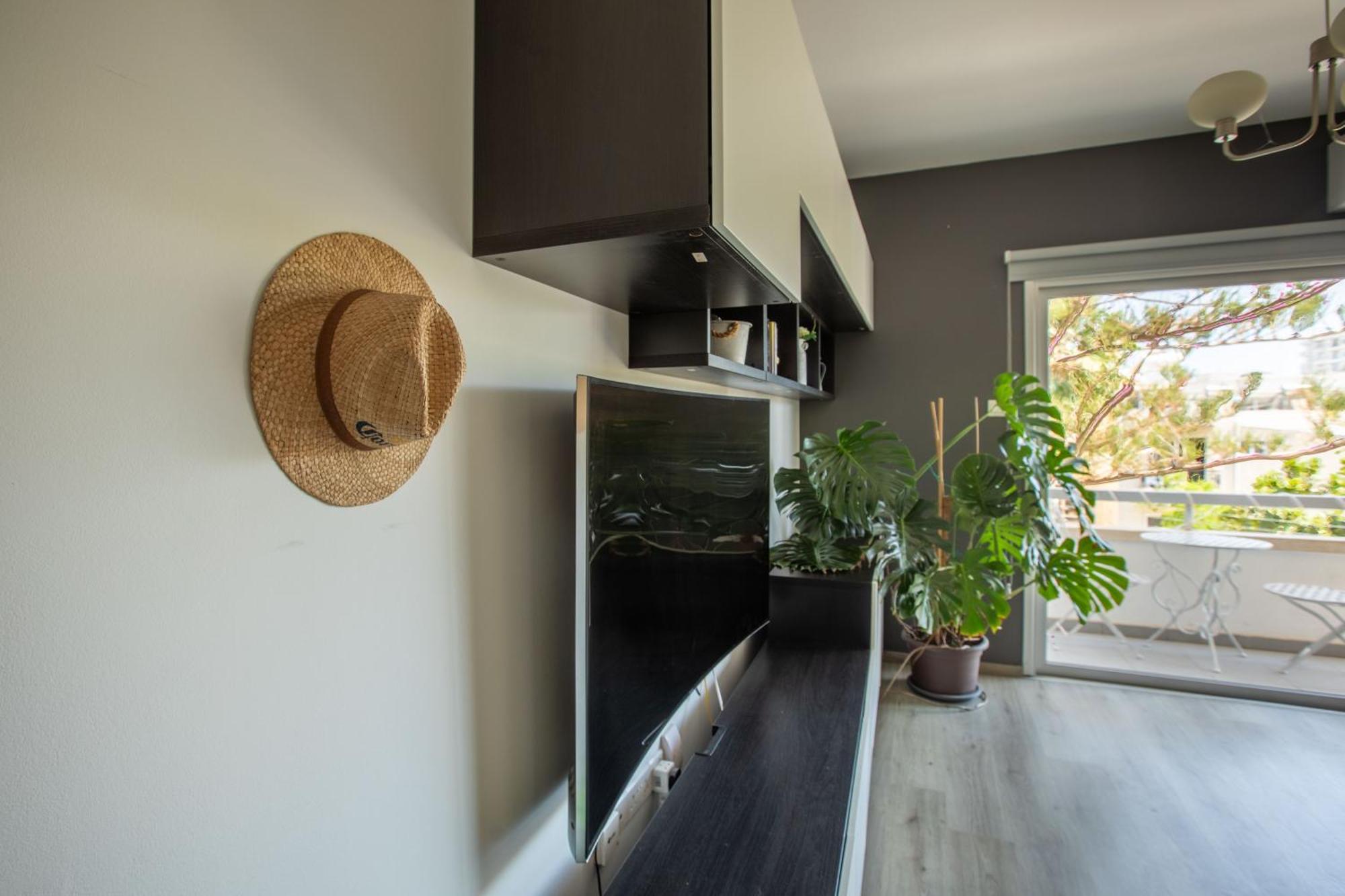 Neapolis Residence Spacious Quiet Near Beach Лімасол Екстер'єр фото
